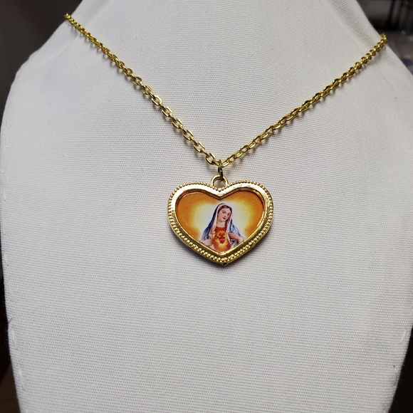 Heart of Mary necklace - Picture 2 of 5